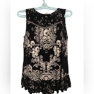 Bila Floral Print Boho Top Size Small Black Ruffle Hem Tassels Embroidered